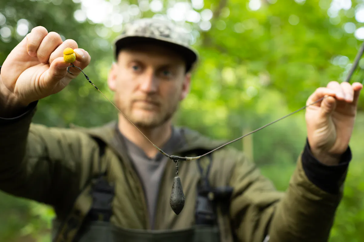Tom changed his rigs several times, including switching hook link material from Boom to Hybrid Stiff coated braid