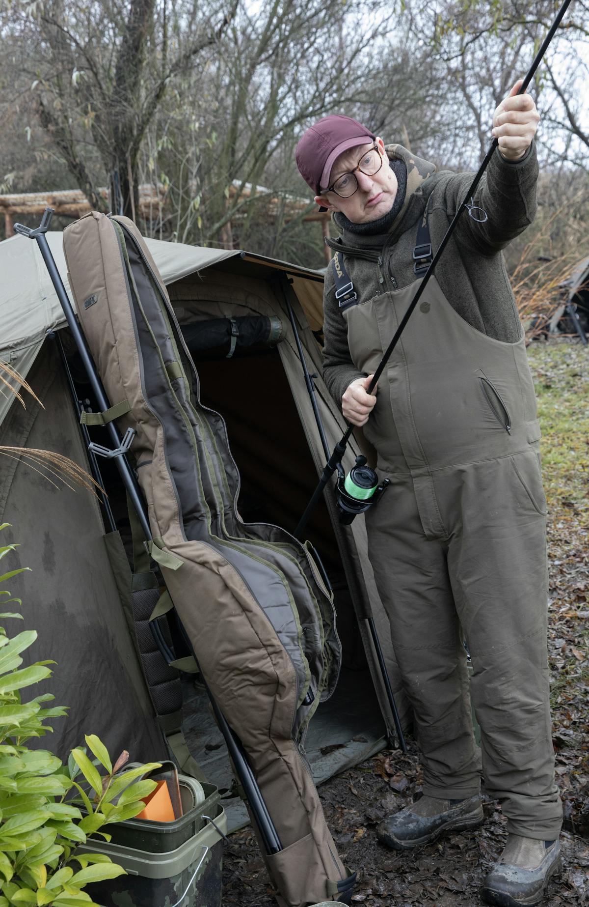 The ultimate rod holdall - will also hold your landing net; external pockets for bansticks etc; and space for two more additional rods added externally