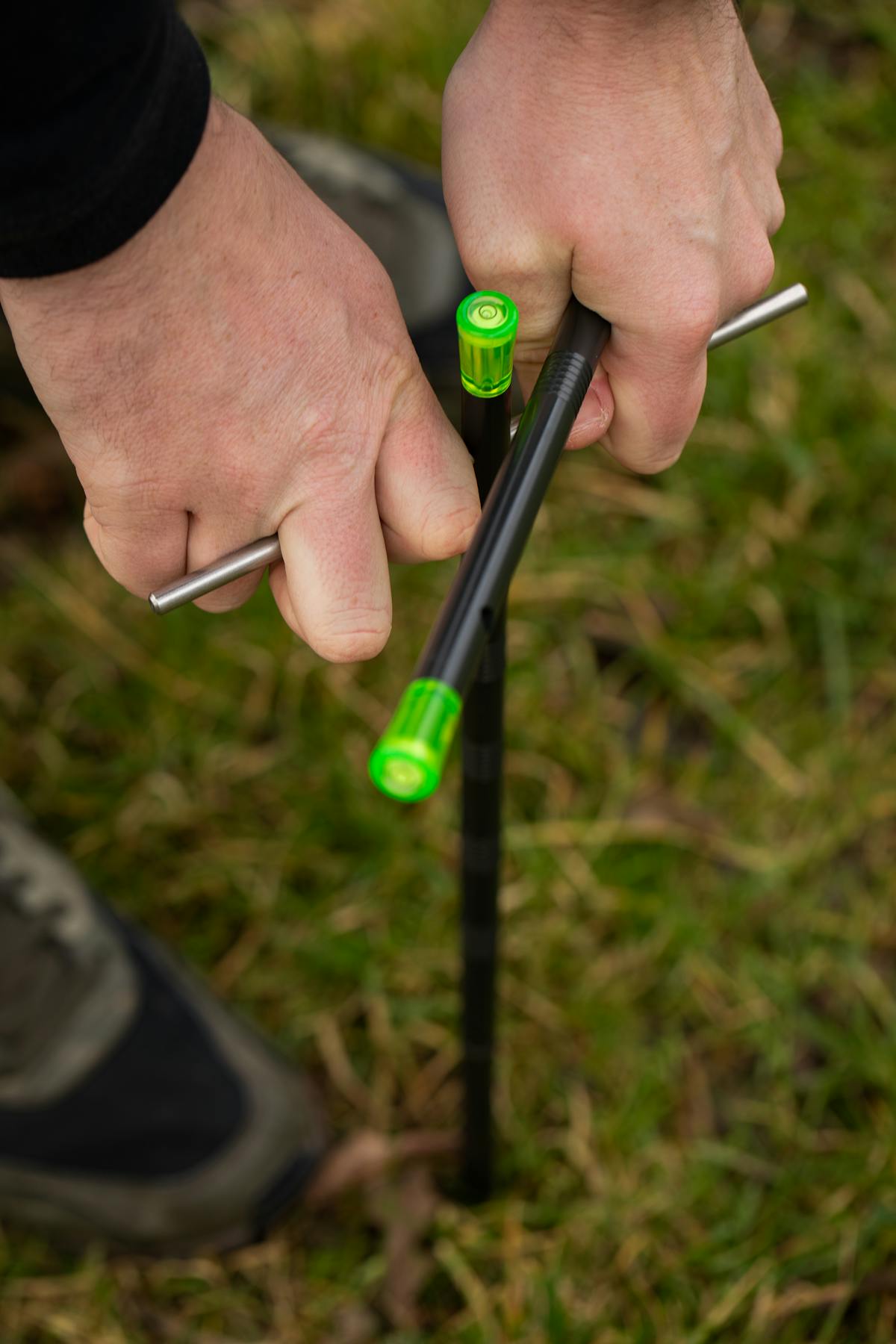 A T-bar can be stored inside