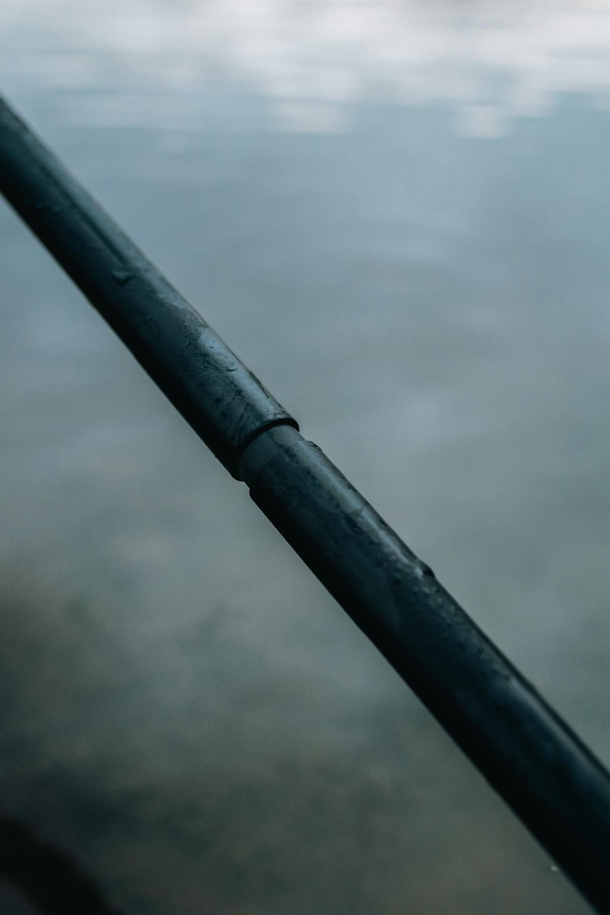 A longer two-piece handle is also available for the Spring Bow landing nets, which is ideal for zig fishing or higher banks