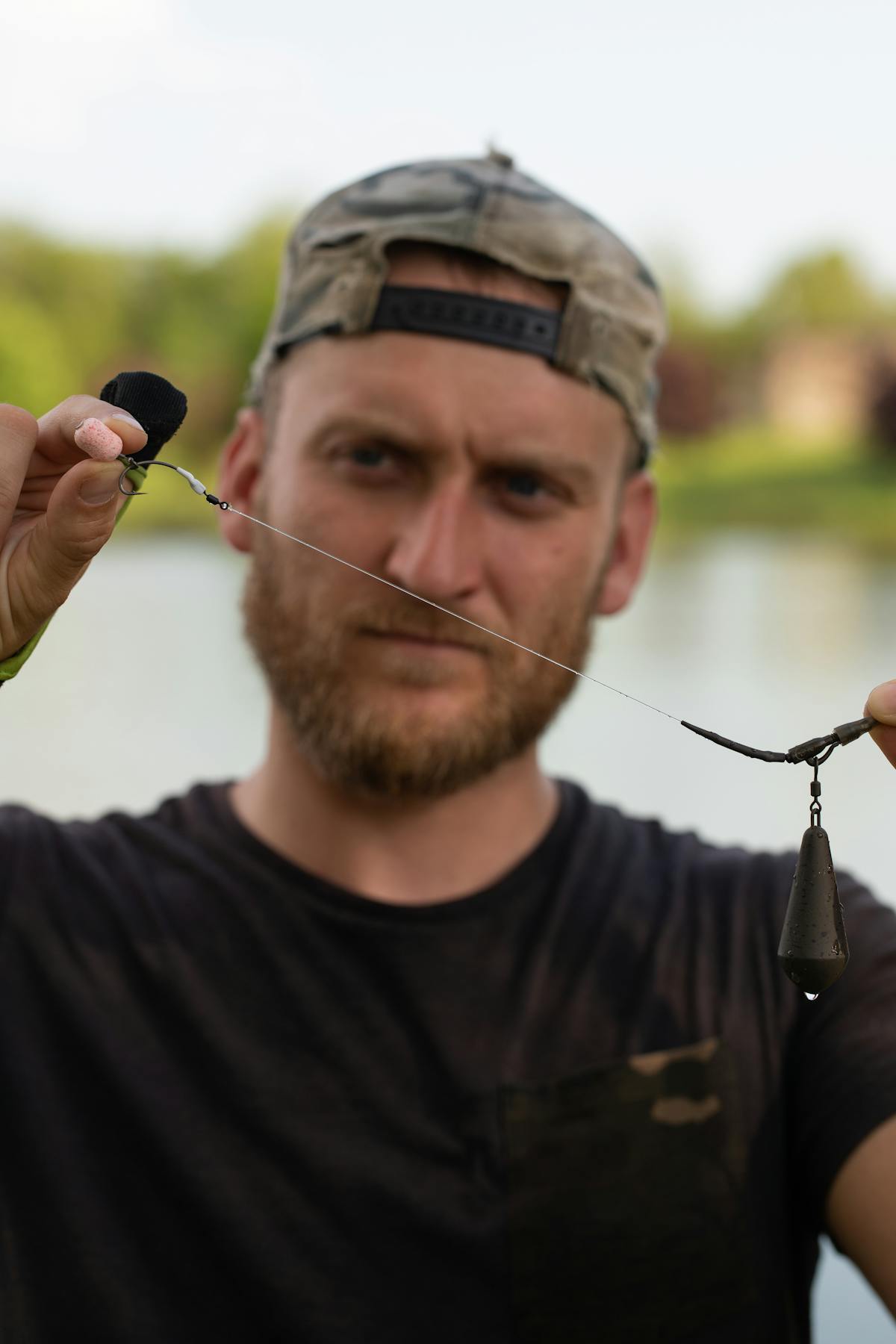 Tom Dove is a massive fan of the spinner rig (or ronnie rig) with either a small buoyant pop-up or a wafter hook bait