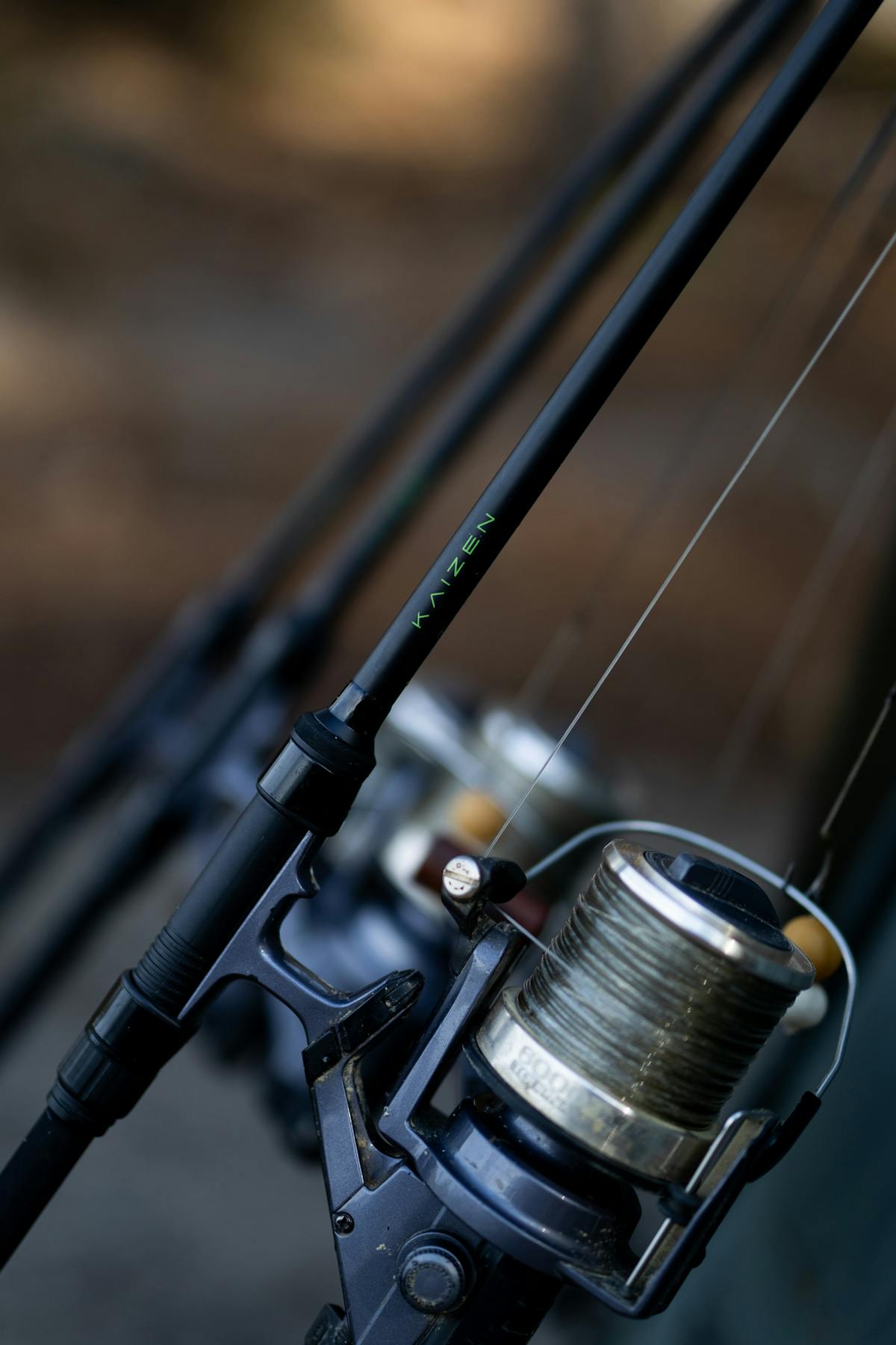 The rods have a custom understated look without flashy bits of stainless steel, and have become a favourite of our Korda team anglers such as Darrell Peck
