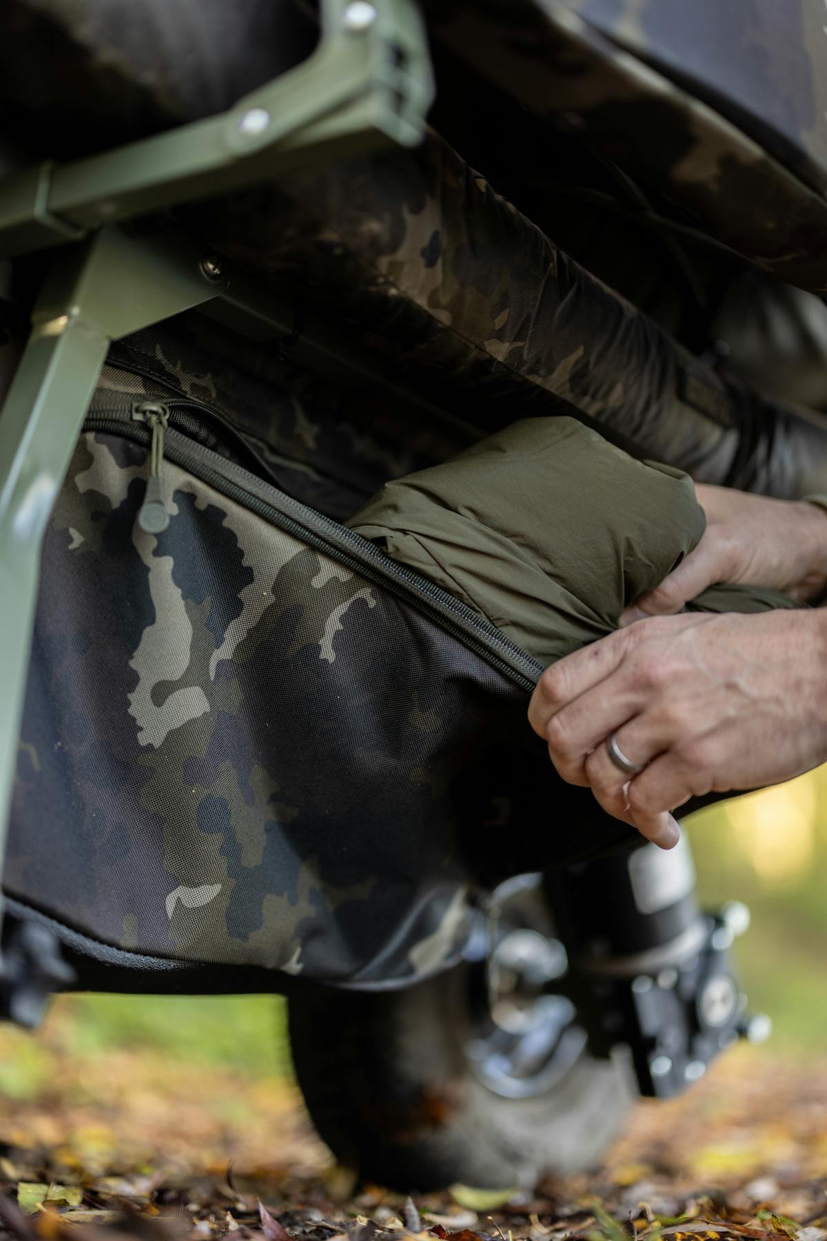 The Drop In Bags can be accessed via a double zip top flap, or via the side