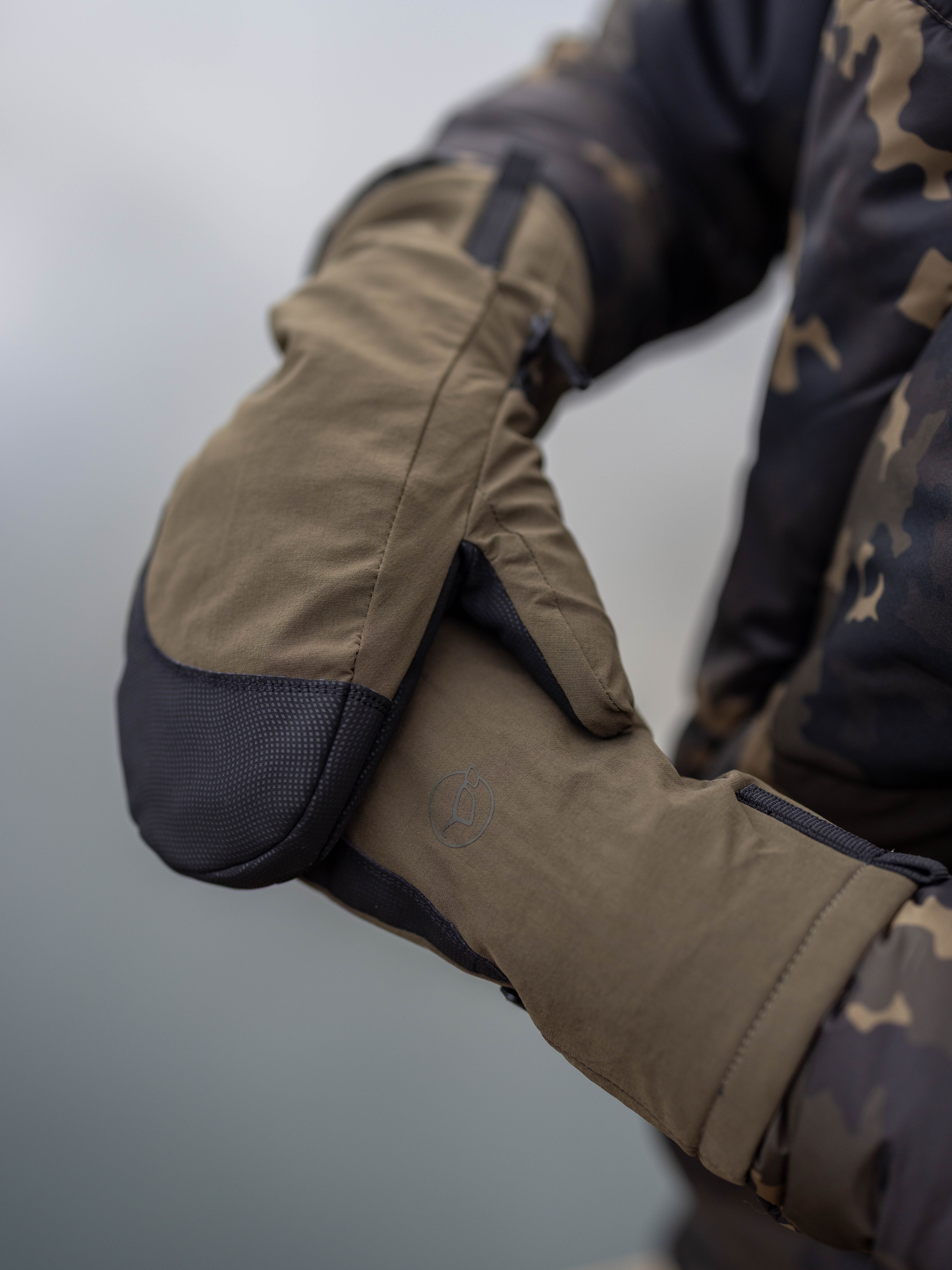 Polar Mittens | Korda