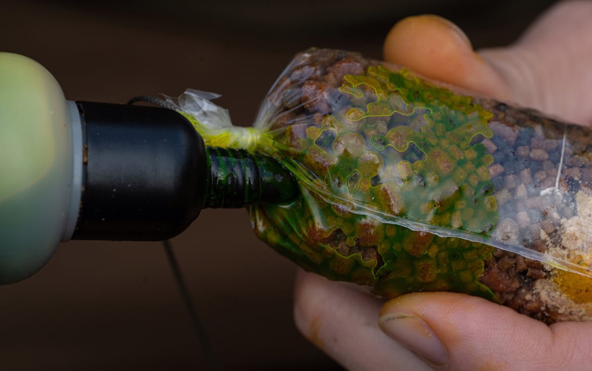 Korda Goo is also great for injecting solid bags with - simply push the nozzle into the bag and squeeze the bottle