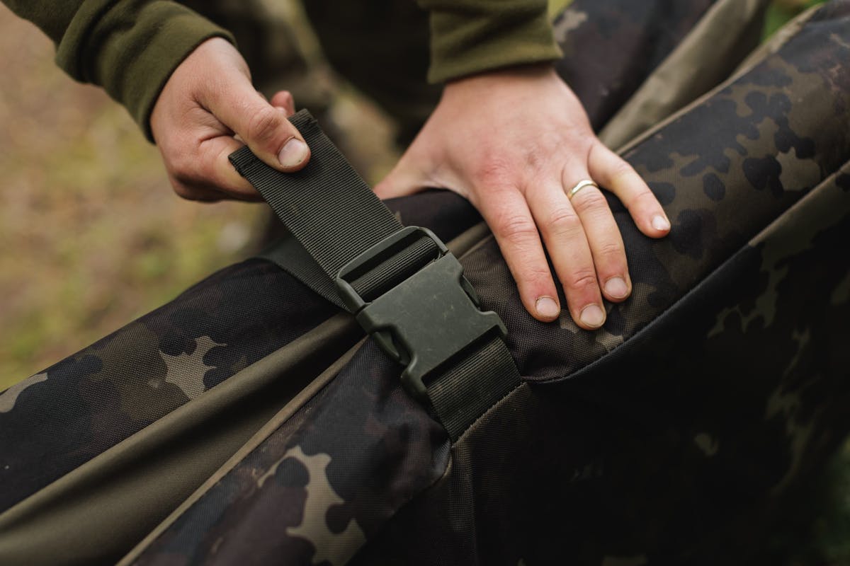 Korda Compac hybrid Mat has a large central buckle so it can folded and secured