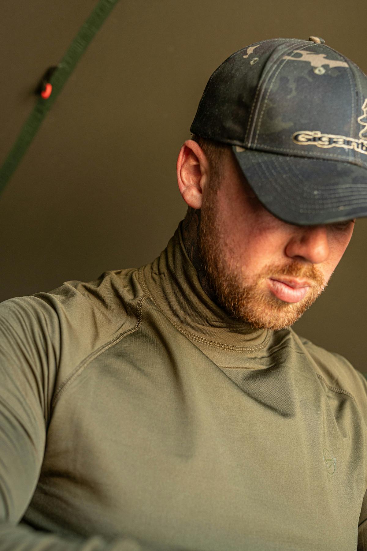 A base layer should be close fitting and is designed to wick moisture away from the skin