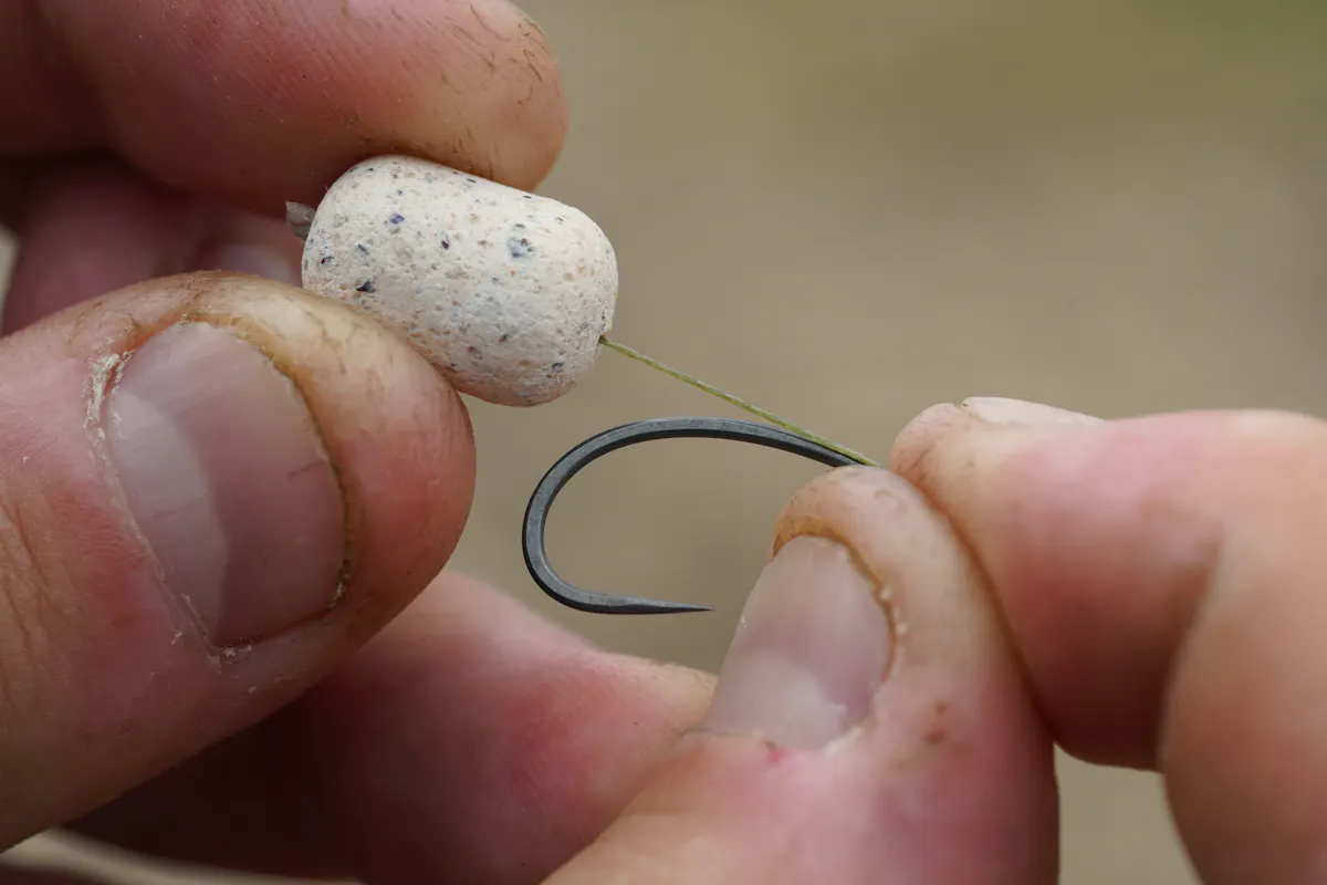 A curved shank pattern of hook, like the Korda Kurv Shank, is ideal for the KD Rig and will improve your catch rates