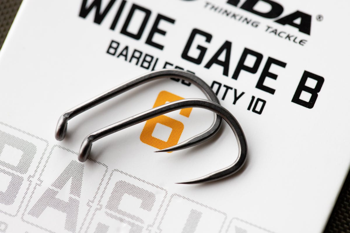 WIDE GAPE HOOKS