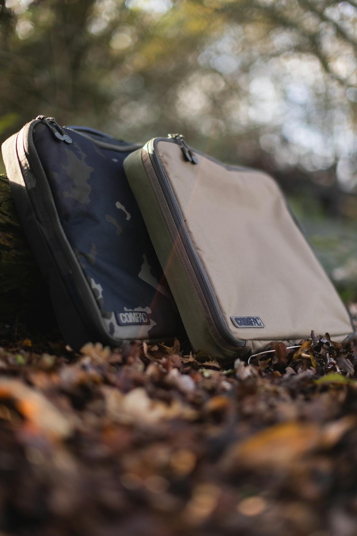 Heavy duty double zip gives easy access to the Compac bags