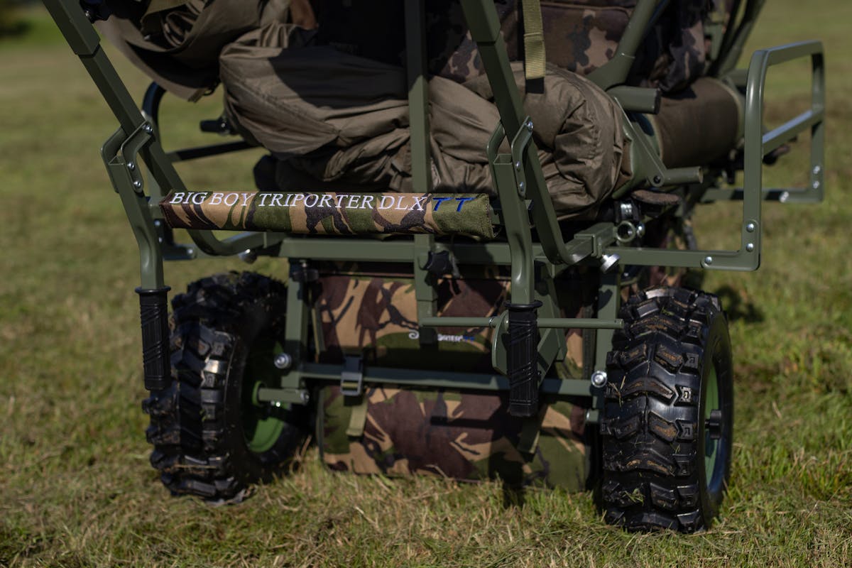 Wheels at the back are available on Tri Porter models and mean you don't have to lift the barrow at all
