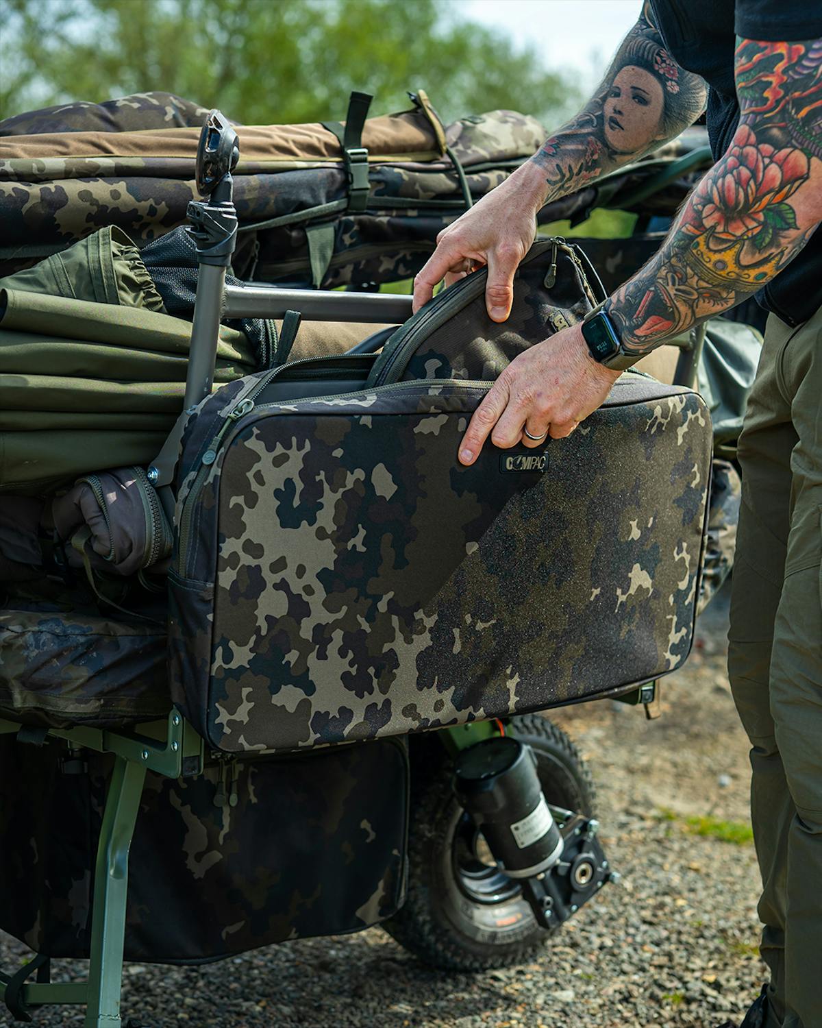 Side Bags are ideal for essential items such as your Singlez System