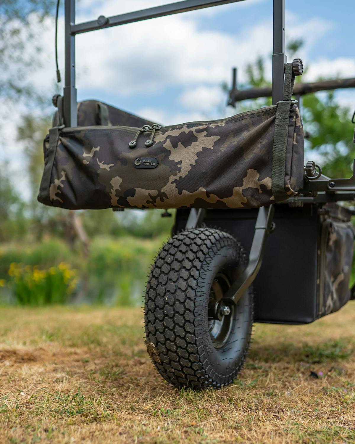 The Bank Stick Bag attaches to the front of the barrow and distributes weight well