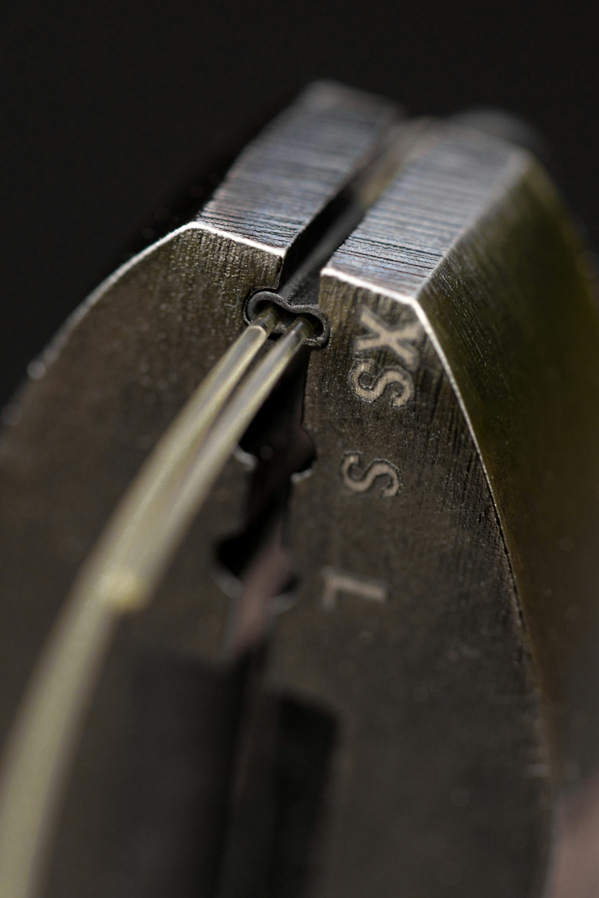 Make sure the Krimp is properly located within the jaws of the Krimp Tool