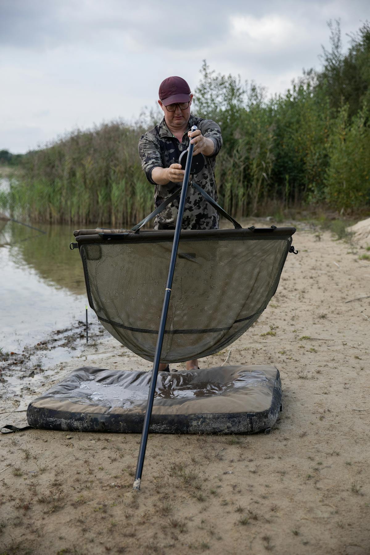 Zero your scales before getting the carp out of the water