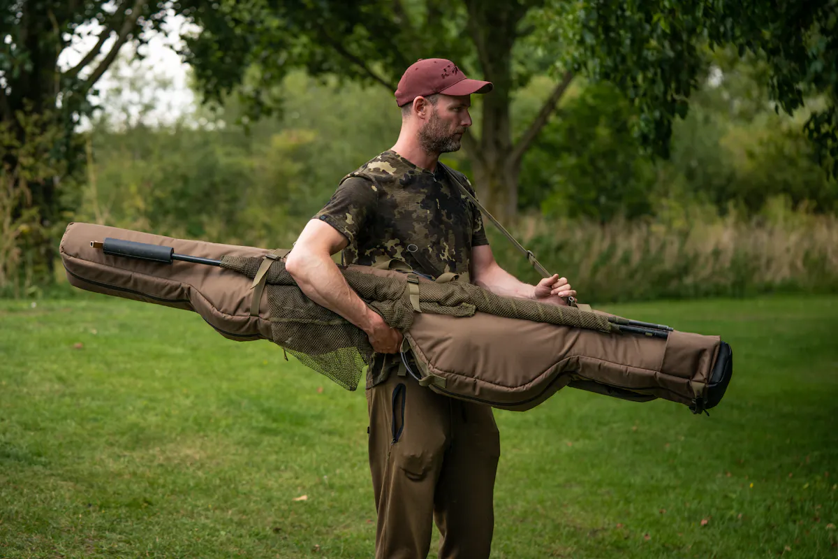 Larger items such as the rod holdalls feature a removable padded shoulder strap in case you want to carry your gear round the lake
