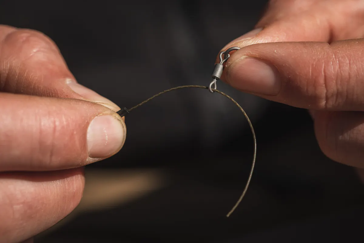 Hybrid Stiff can be crimped to give you the perfect rig for pop-up fishing, using this as the boom section rather than the stiff Korda Boom fluorocarbon material