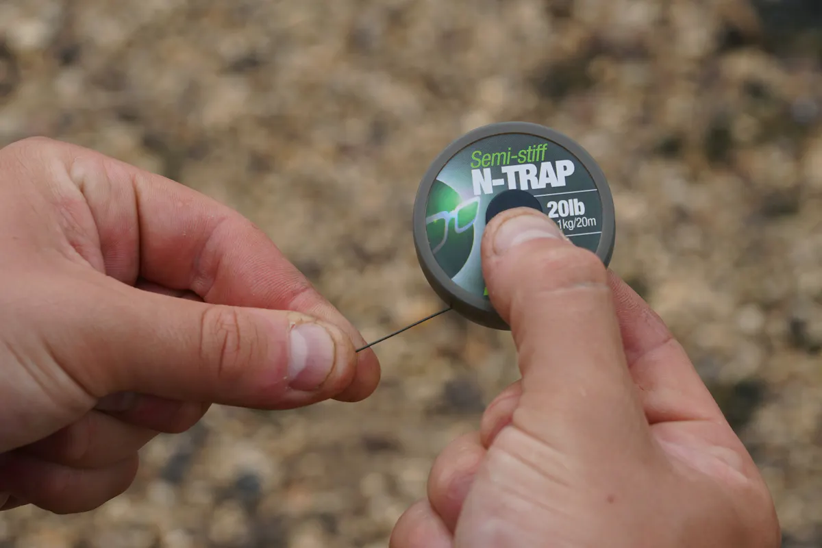The KD Rig might not be a fashionable rig these days but it is still incredibly effective, with the way the bait hovers above the hook, which sits flat on the lakebed and is less obtrusive to wary carp