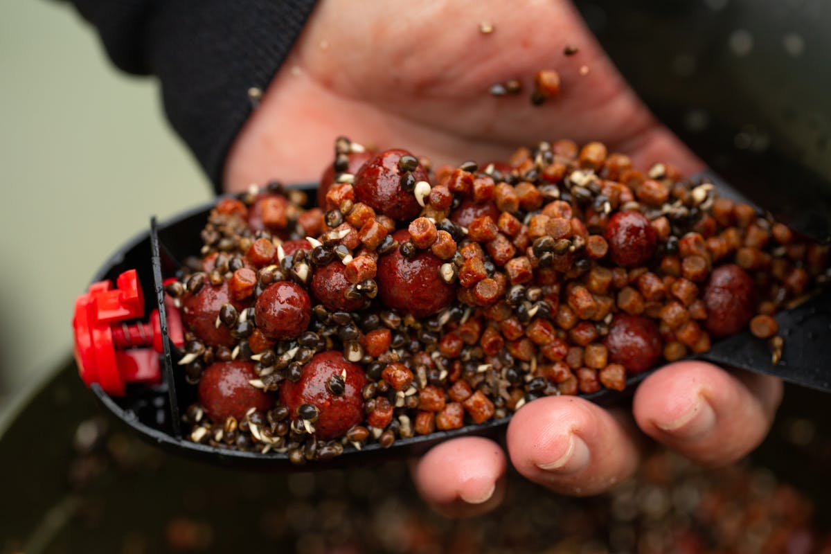 Pretty much any carp fishing bait can be used in a spomb and it can all be mixed together in a bucket