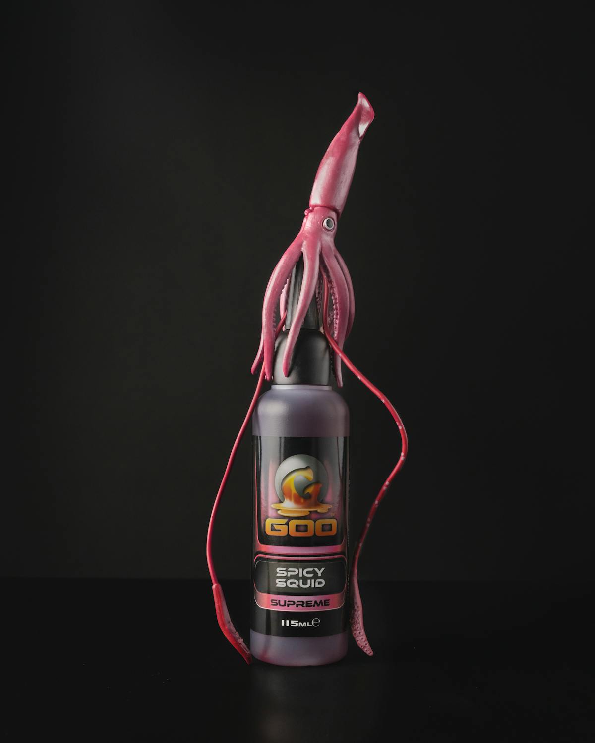 Some anglers like sweet flavours, but Elliott Gray favours soaking his hook baits in Squid Goo, to create his own pink pop ups, which account for many of the big fish he catches