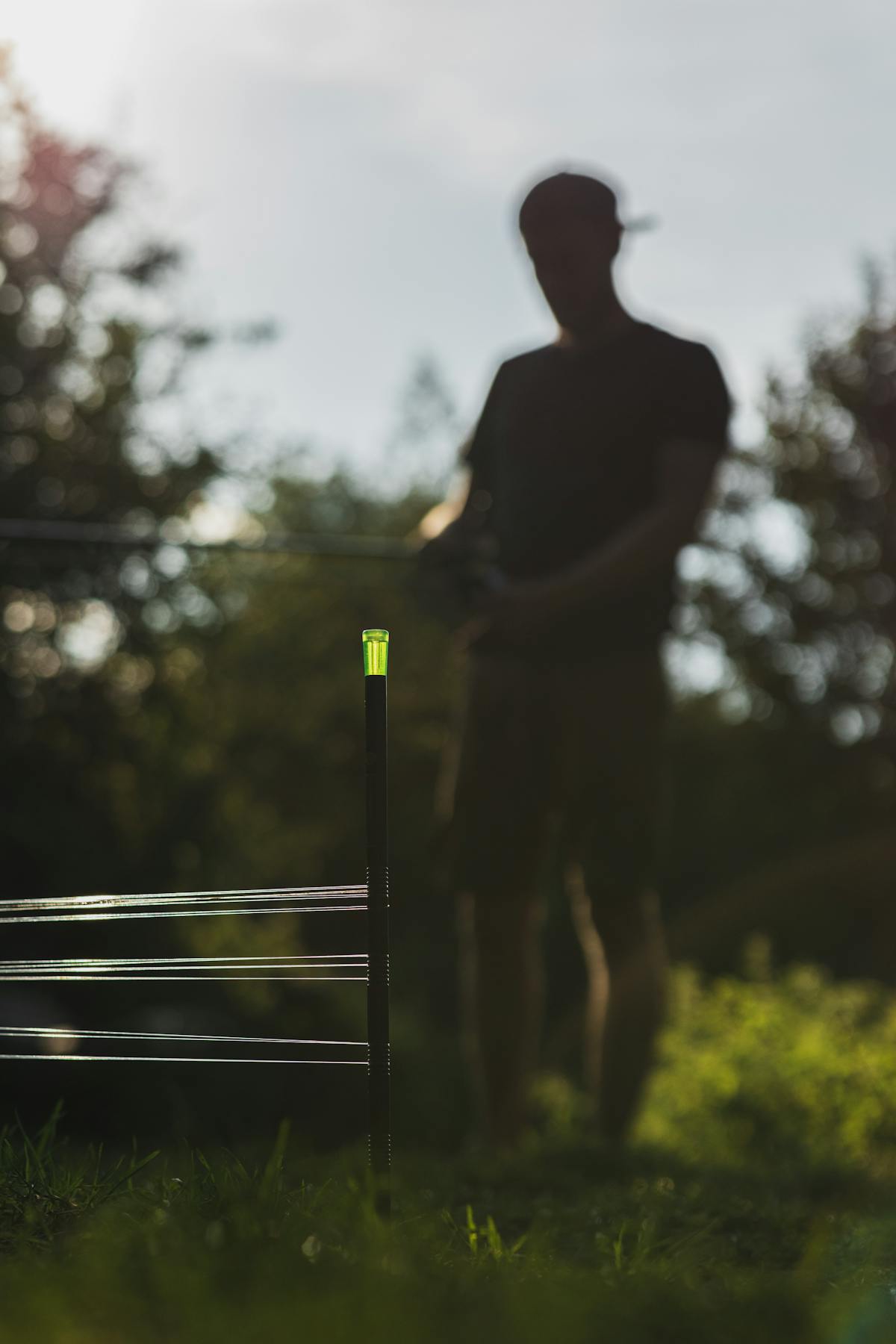 Care needs to be taken when using fluorocarbon main lines as they are stiffer and have more memory