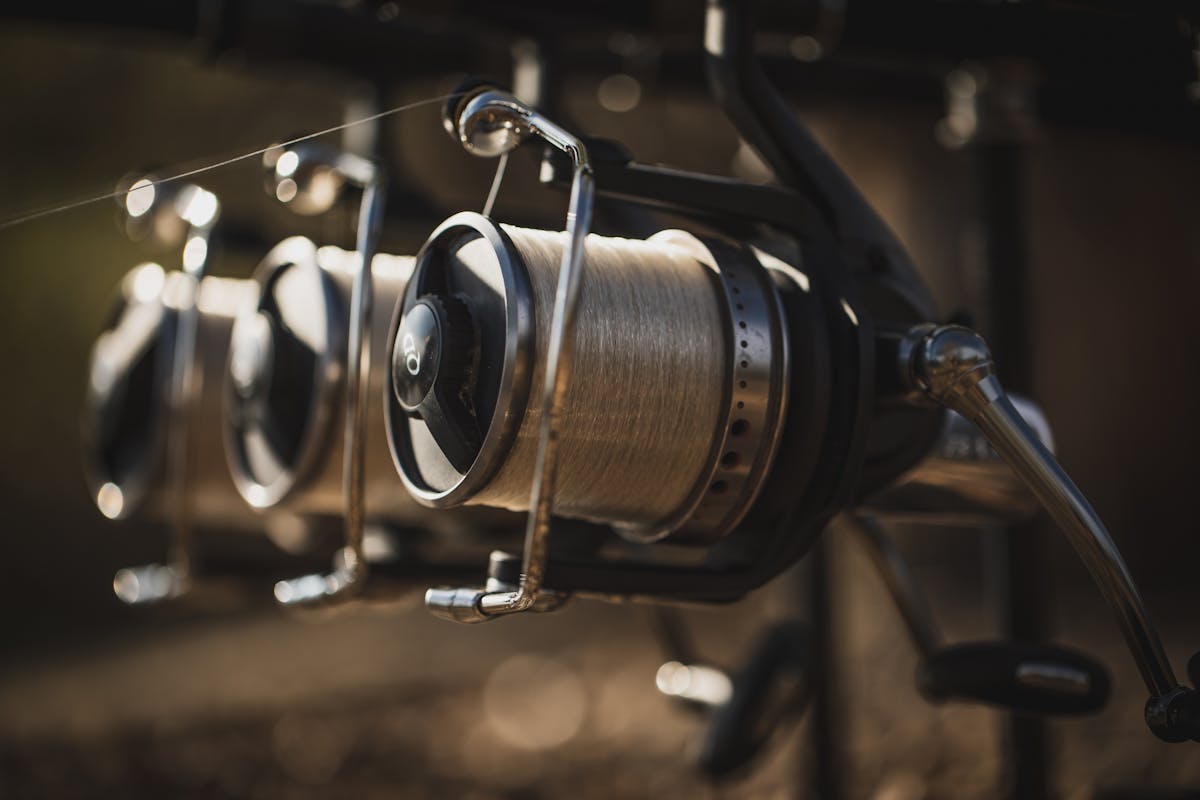 Semi-slack or slack is the best way to fish fluorocarbon, in order to get all the benefits from it