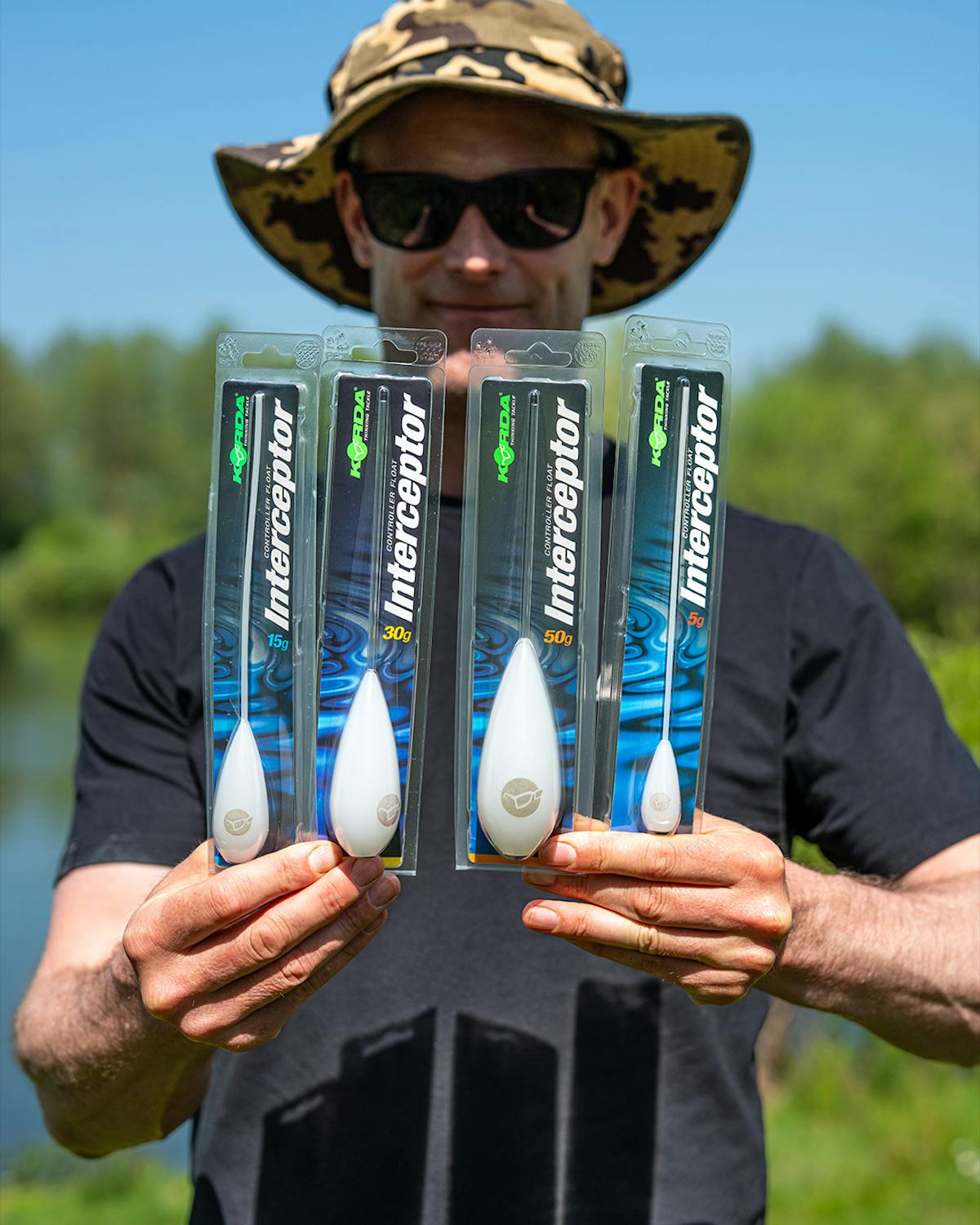 Different weights of Korda Interceptor float are available, and one very useful feature is the hard plastic stem - lie flat on the surface, and helps prevent tangles and aids line control
