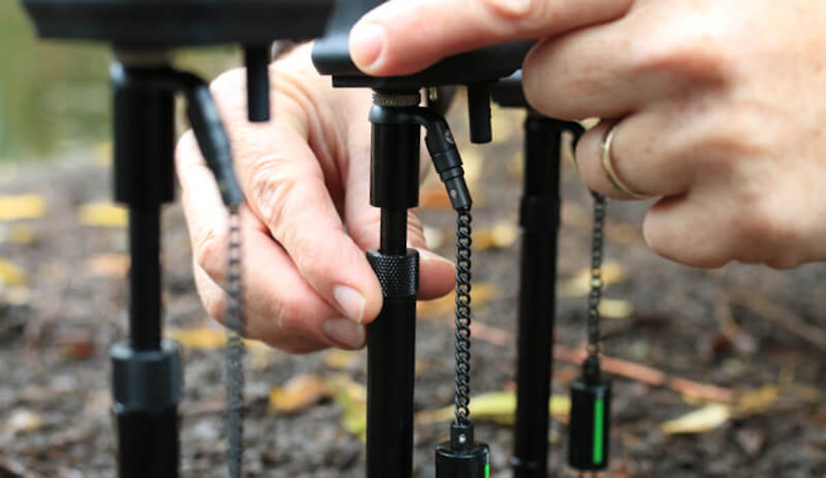Extendable upright bank sticks give versatility to the Korda Black Singlez System