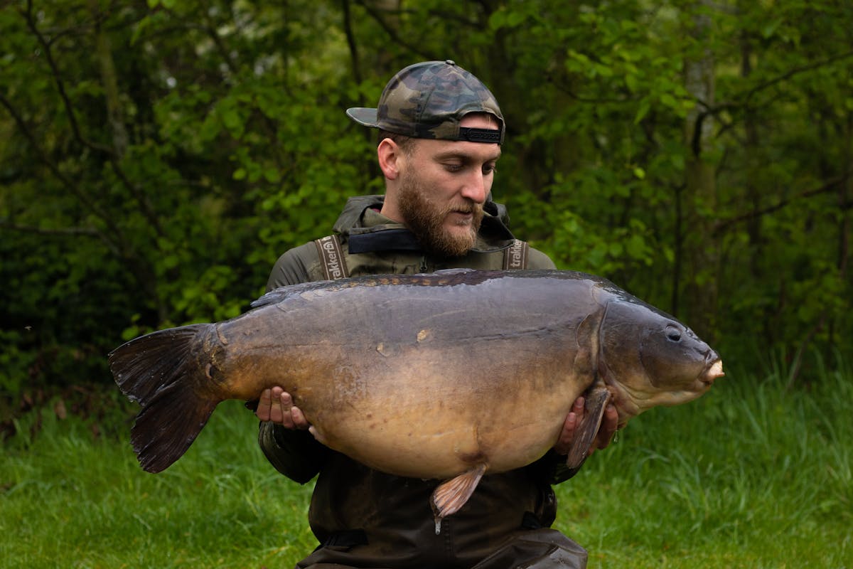 Tom Dove has used adjustable zigs to catch some very large carp from difficult waters - the Zig Kit is available from some tackle shops with free UK delivery