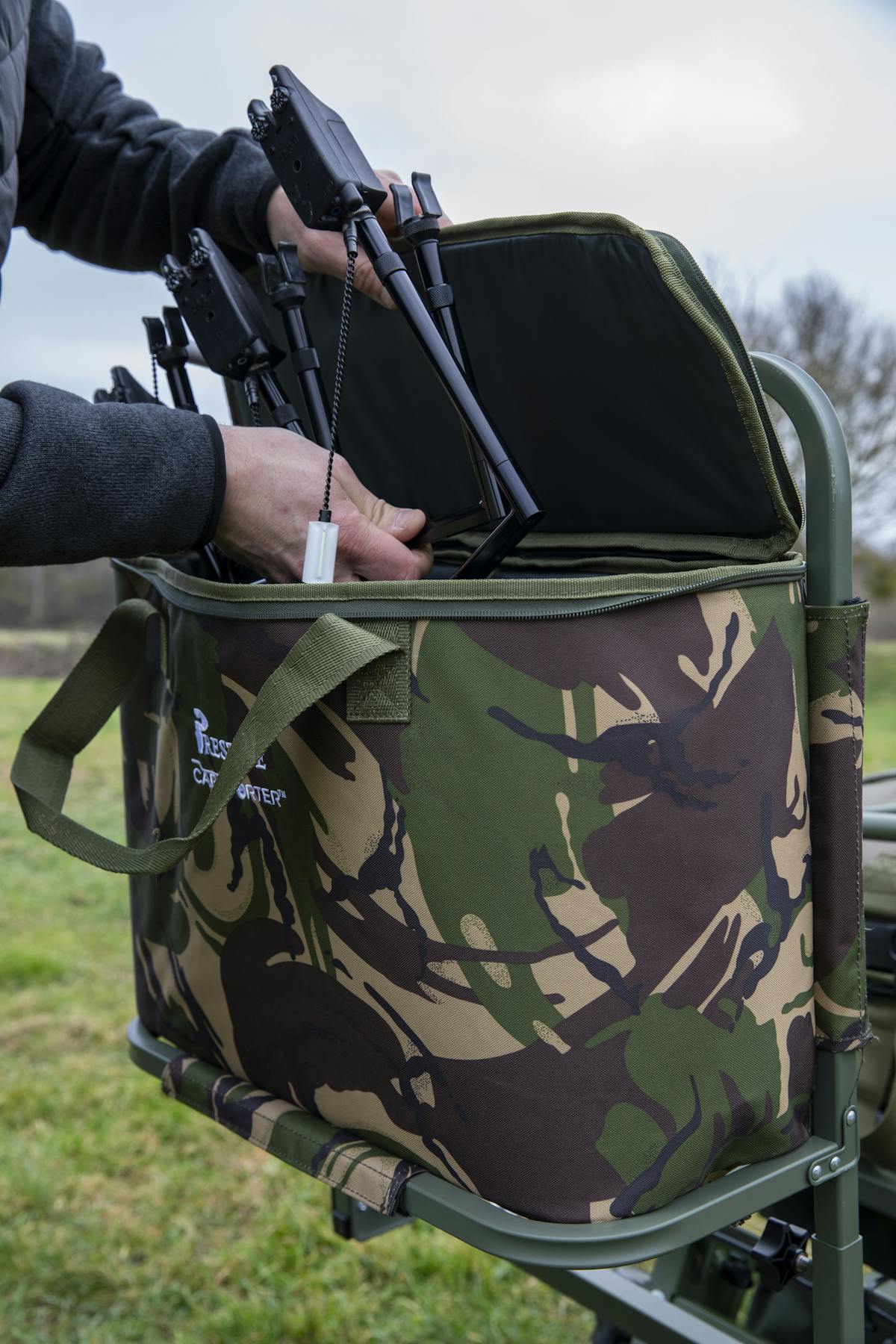 Front barrow bags and side bags provide extra storage space and quick access to essential items
