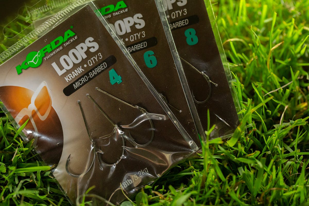 These Loops carp rigs can be kept in your rig box and attached straight to a boom section