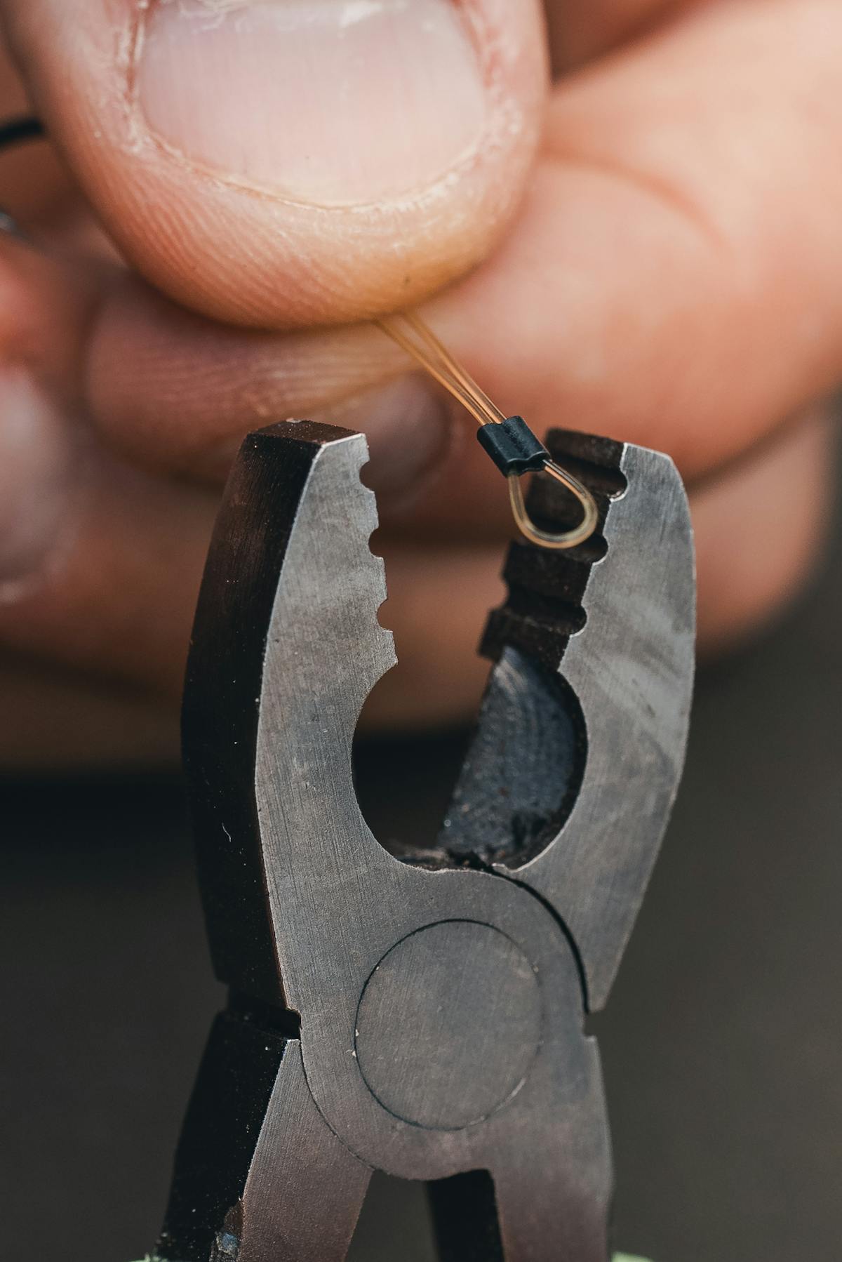 Crimps create strong connections and make for easy rig construction, and help you to create extremely neat loops and get your hook length exactly the same length each time