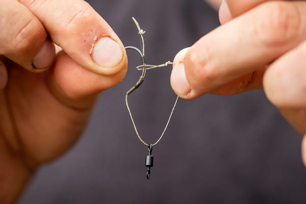 Attach your solid PVA bag rig to your swivel loop-to-loop style