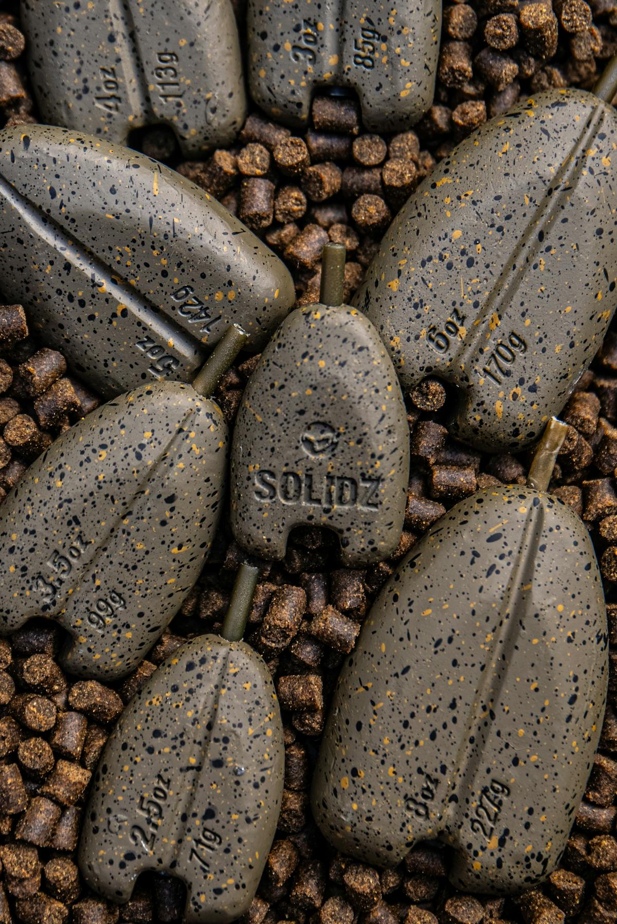 You want your PVA bag to be as aerodynamic as possible, and using the right type of lead - a Solidz Inline - helps achieve a more compact bag