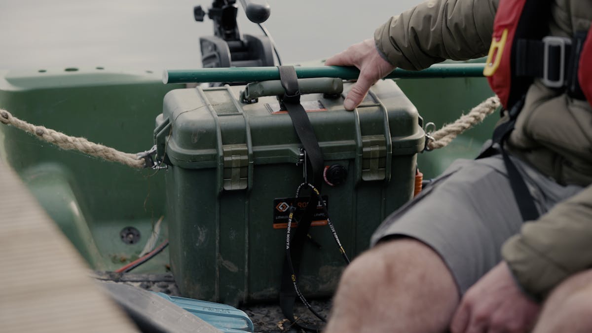 Lithium batteries are far easier to use than leisure ones due to their lighter weight and faster charging