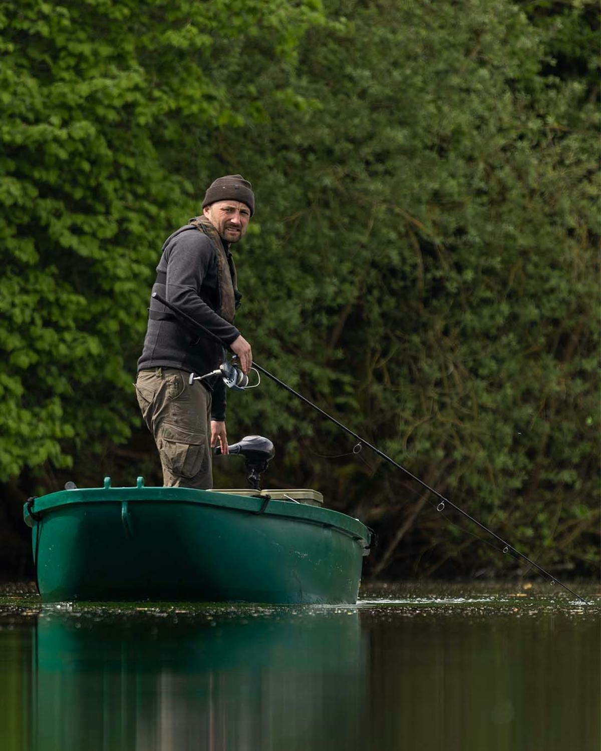 After dropping your rig, you need to come back to the bank in as straight a line as possible