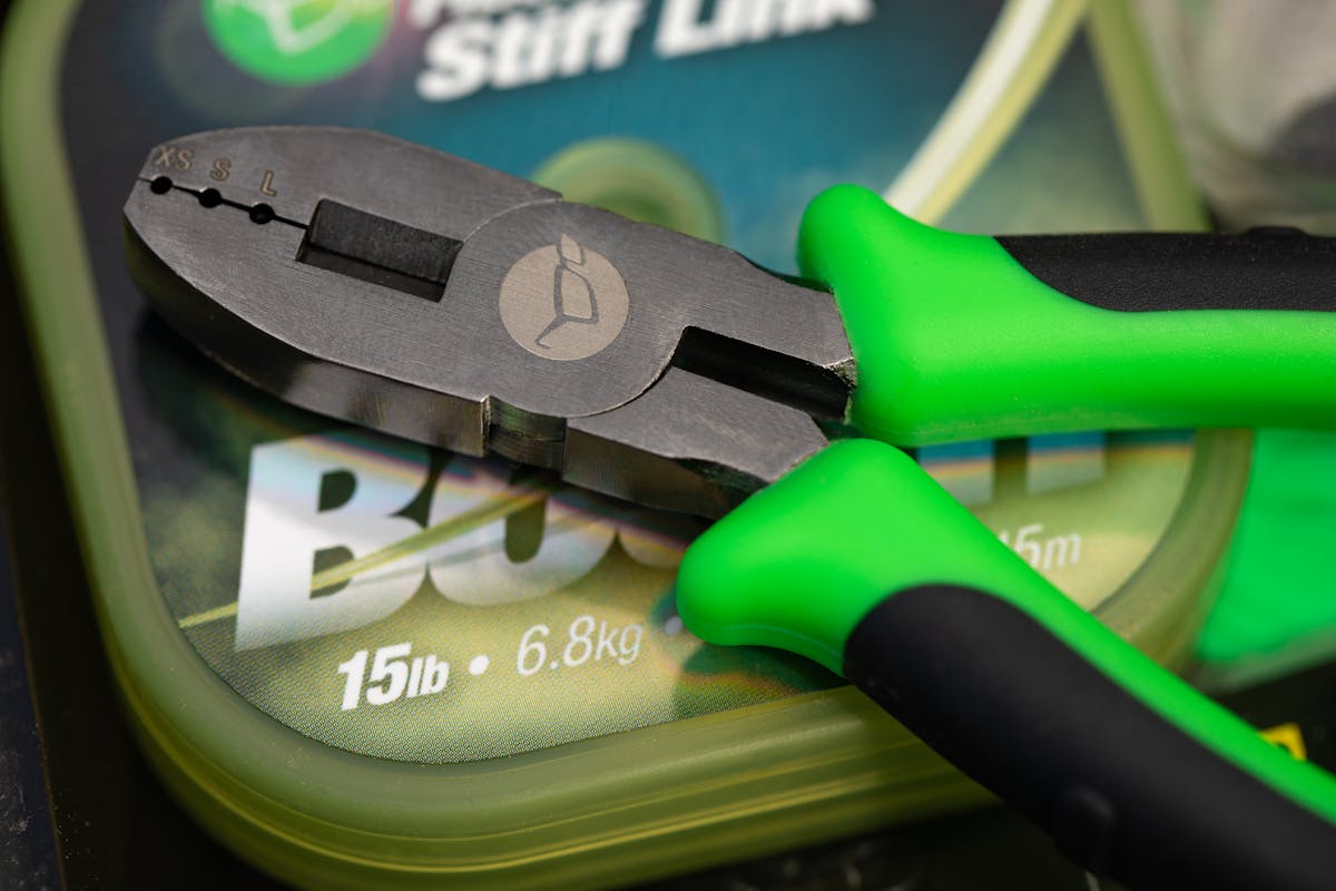 Many of the Korda team use rigs that involve the use of our Mini Krimp Tool, which you can purchase from any UK Korda stockist