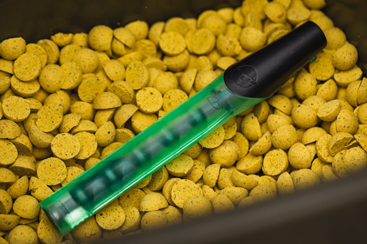 Chopped boilies are great on softer lakebeds as they don't sink in, and also more easily release attraction through the water column, including during the cooler months